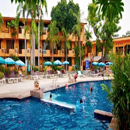 Peace Resort Hotel Pattaya Exterior photo