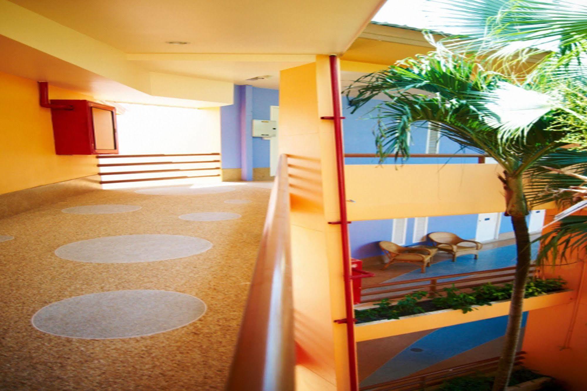 Peace Resort Hotel Pattaya Exterior photo